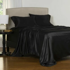 Brand new βοΈ Copper Grove Clifton Luxury Satin Bed Sheet Set Golden β